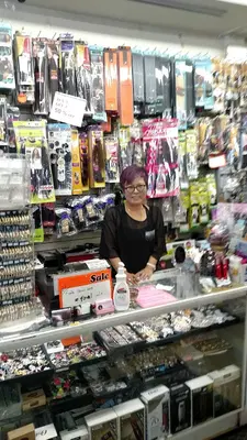 King's Beauty Supply & Salon