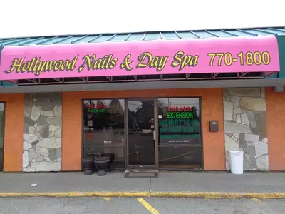 Hollywood Nails and Day Spa