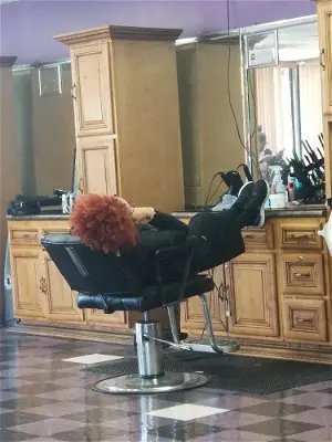 Frosting's Hair Salon