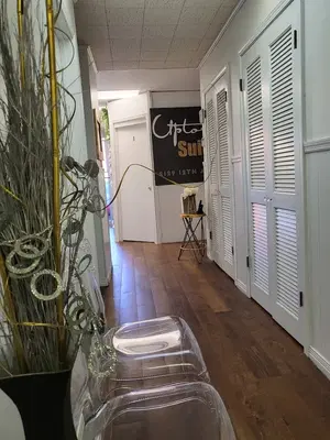 Salon Fitzgerald Leon