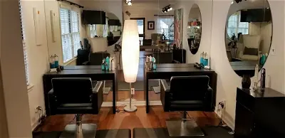 LinFox Salon