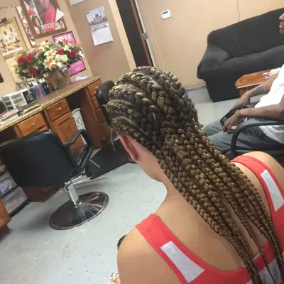 Asma African Hair Braiding
