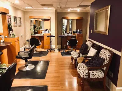 921 Salon & Spa