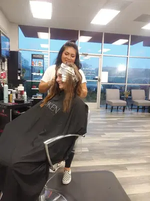 Salon 8