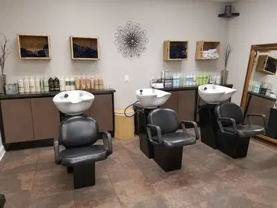 Magnolia Salon
