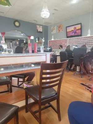 TT Nails & Spa