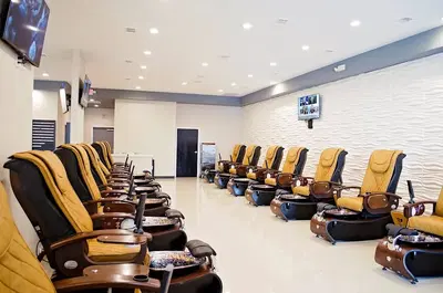 ISpa nail salon