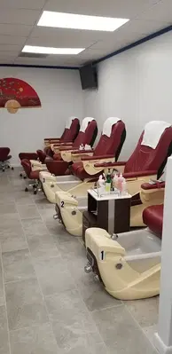 Top Nails & Spa
