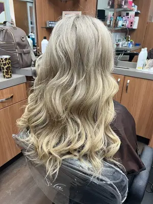 LUXE Salon