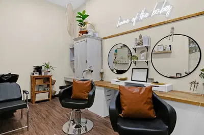 Phenix Salon Suites