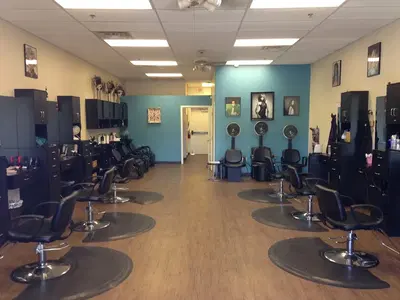 Smitten Salon
