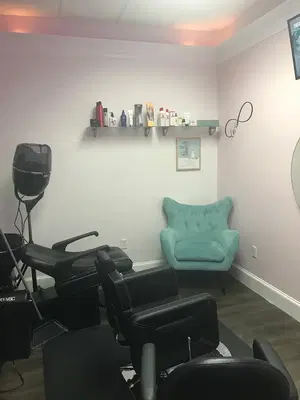 JoJo’s Believe it or Knot Salon