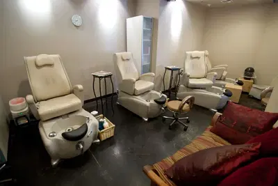 Cloud 9 Salon Spa
