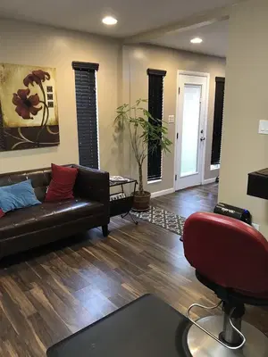 Studio 251 Salon