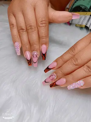 Via Nails and Spa