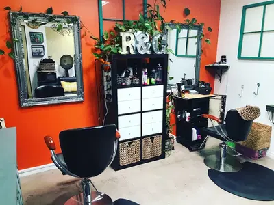 R & G Salon Old Town Scottsdale