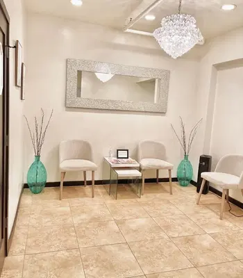 Salon Suites on Main Street