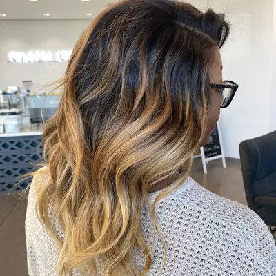 Ecru Salon