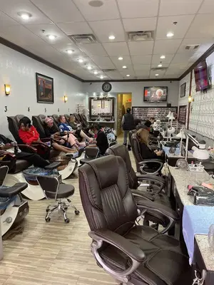 Alice Nails & Spa