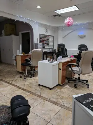 A&T NAIL SALON