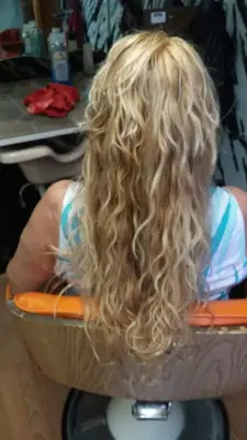 Salon 326