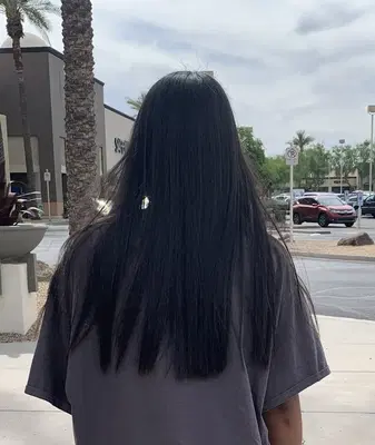 La Cheveux Salon LLC