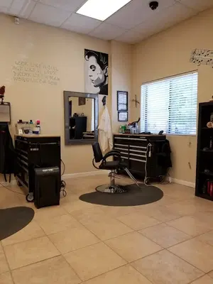 ROCKIN HAIR STUDIO