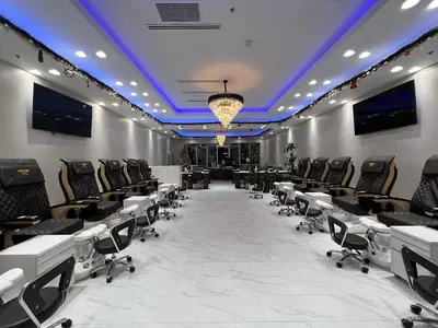 Le Vogue Nails & Spa