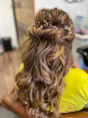 All Seasons Beauty Bar