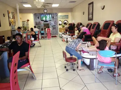 Liz's NailSpa
