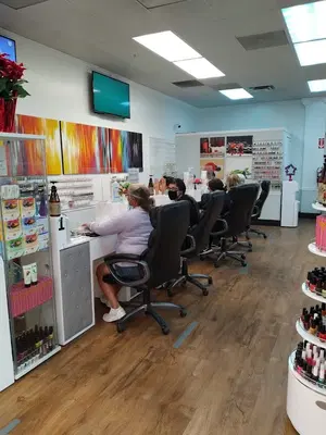 Da-Vi Nails