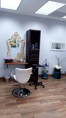 Runway Hair Studio, LLC