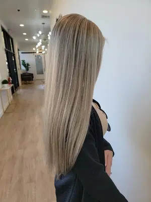 Bravura Salon