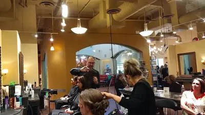 Gadabout SalonSpas - Oracle