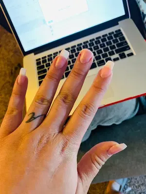L'Amour Nails