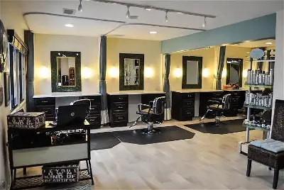 Unique Salon