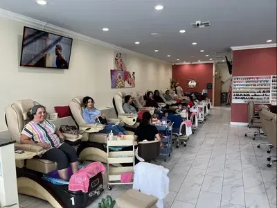Venus Nails & Spa