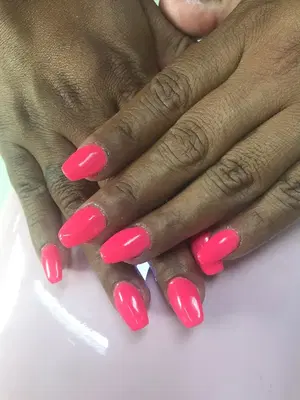 Christina’s Beauty Salon