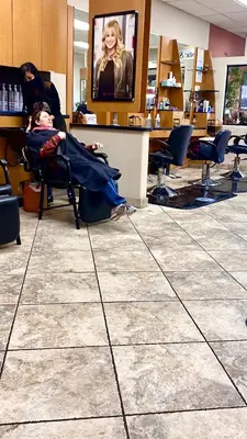 Fantastic Sams Cut & Color