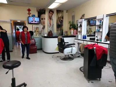 Hyatt Barber and Beauty