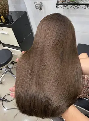 Sunny Hair & Nails
