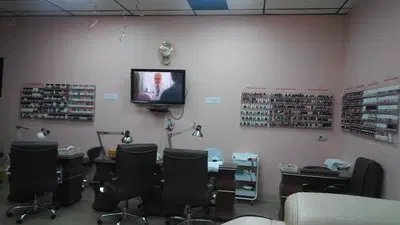 Modern Nails and Spa