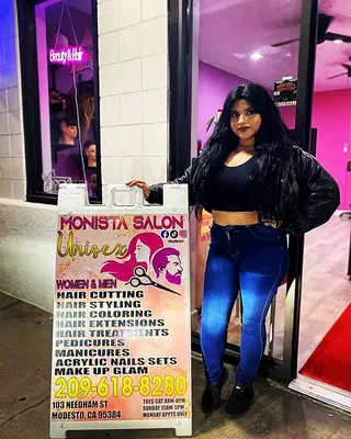 Monista Lounge Salon LLC