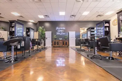 Stevie The Salon
