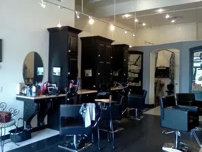 Ooh La La Salon