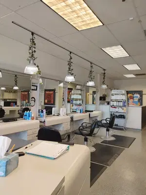 Super Snips Hair Salon