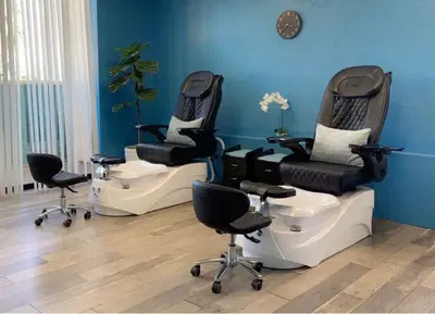 Azul Nail Studio