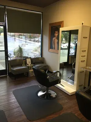 Nora's Hair Salon
