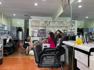 Lanie's Beauty Salon