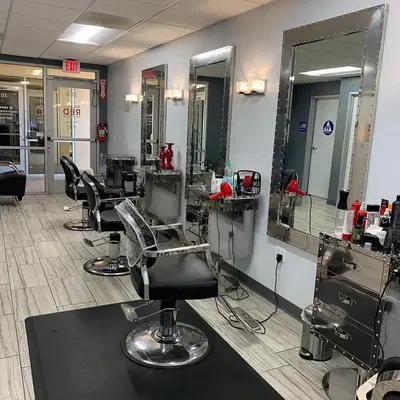 Red Beauty Salon